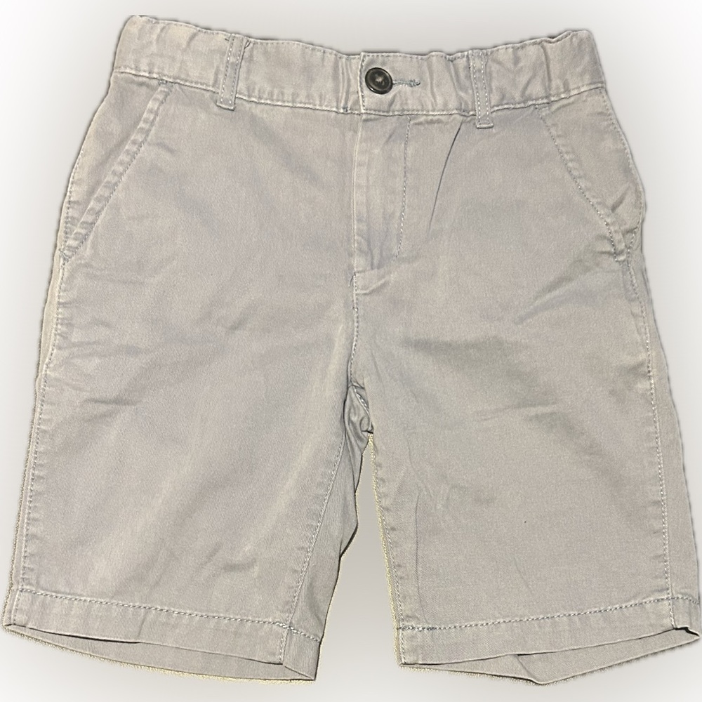 Children’s Place boys size 7 Grey chino shorts